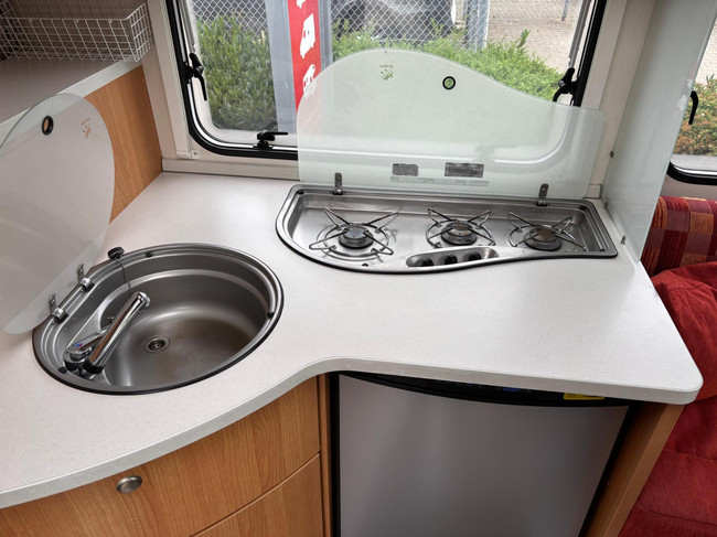 Knaus Sun Ti Renault Master 2.5 dCi | Camper | Cassetteluifel | Fietsendrager achter | Elektrische ramen voor | NAVI  | PANO | Auto airco foto: 8
