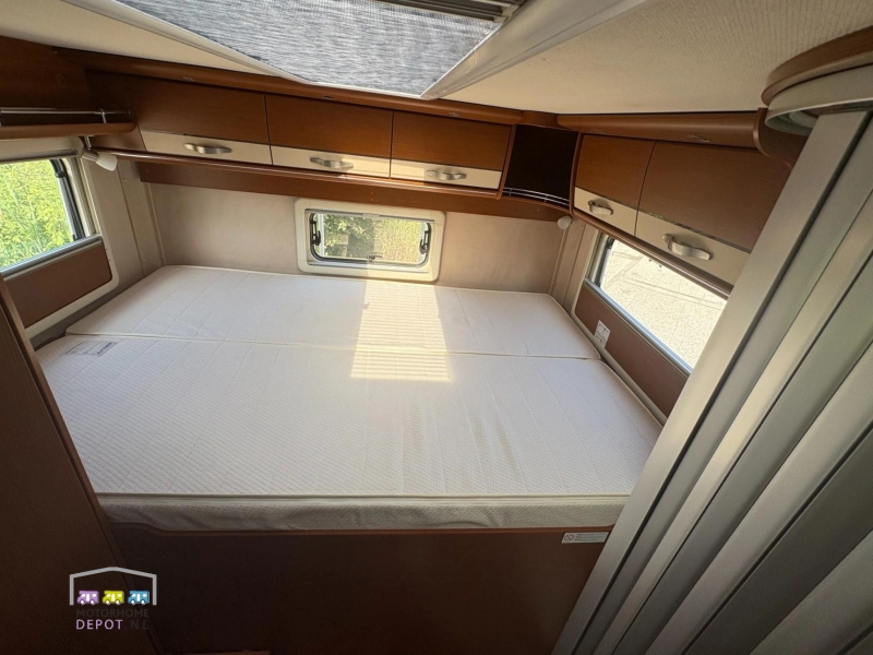 Hymer B594 Original NL Kennzeichen Foto: 10
