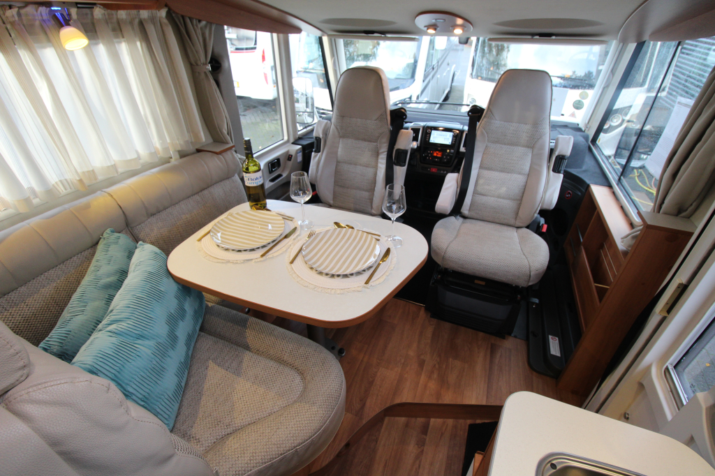 Hymer Exsis Ex i588 foto: 5