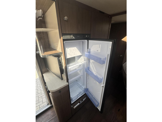 Eriba Nova S 545 Fransbed Rondzit Airco Winterpakket Mover foto: 12