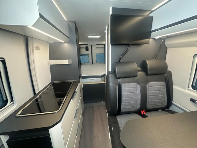Adria Twin Supreme 640 SGX Foto: 23
