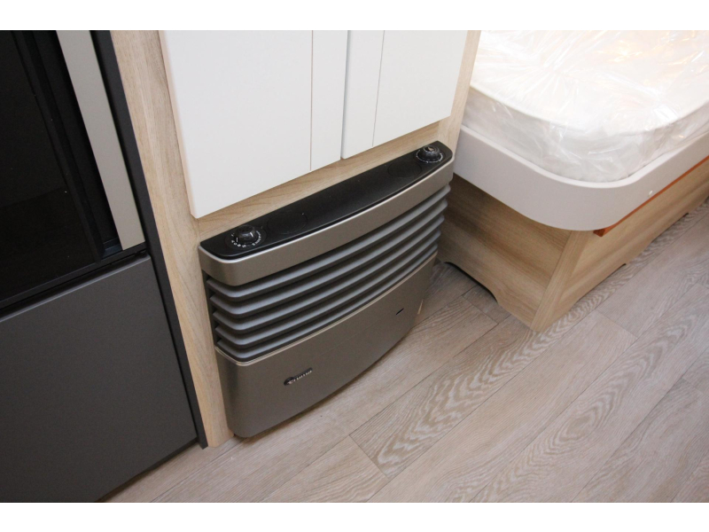 Hobby De Luxe 540 UL Einzelbetten & Rundsitzgruppe! Foto: 17