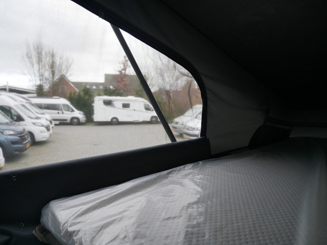 Volkswagen T6 Multivan, DSG Automaat, Buscamper met Easy fit Slaaphefdak!! foto: 12