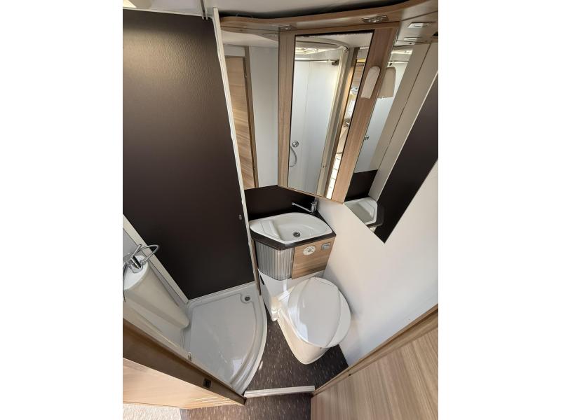 Adria Coral 600 SL - BOMVOL ACCESSOIRES  foto: 18