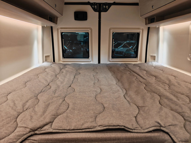 tourne mobil 6.4 Cruise 180CV Automatique - TOUTES SAISONS photo : 10