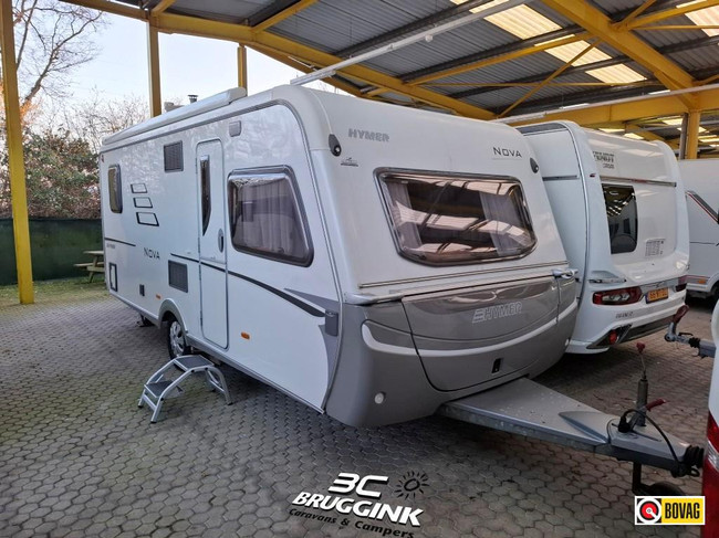 Eriba Touring 620 - KOPKEUKEN - RUIME ZIT