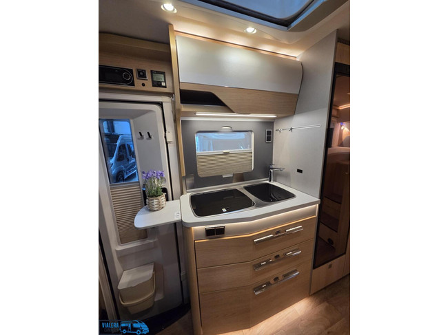 Hymer BMC-I 580 * Automaat 177pk* Vol opties* Levelsyteem foto: 17