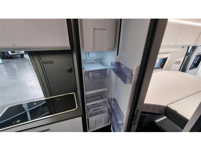 Adria Twin Supreme 640 SLB photo : 4
