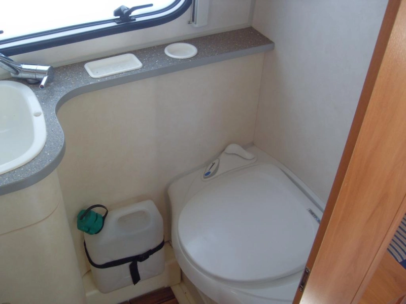 Eriba Triton 430 GT Touring con Mover foto: 5