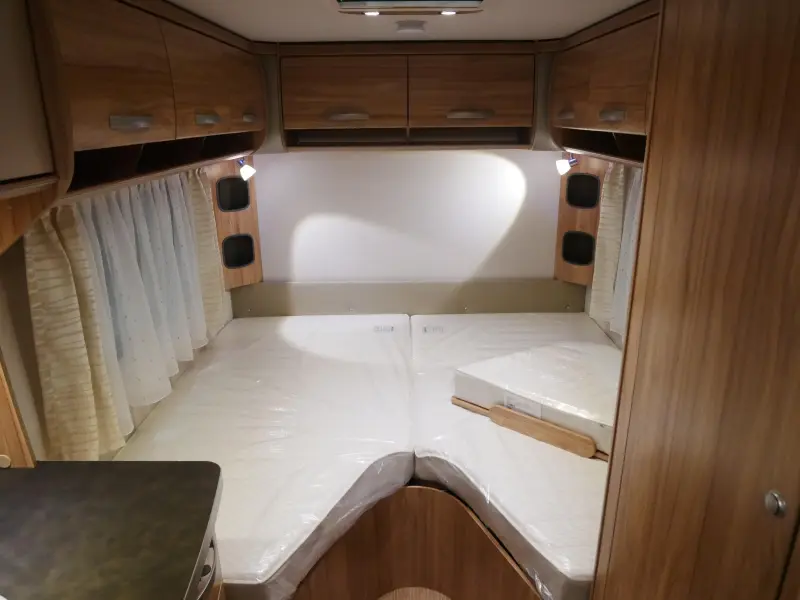 Eriba Nova Light 442 2025 Model  foto: 12