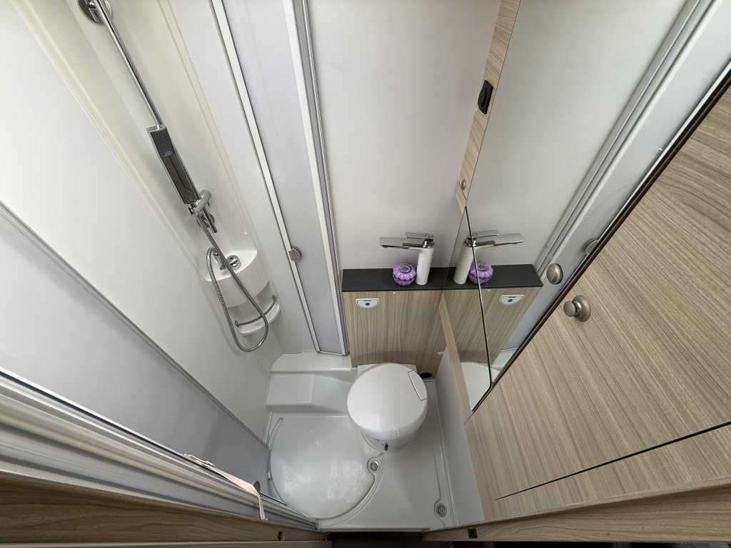SUN LIVING S-SERIES S 65 SL photo: 9