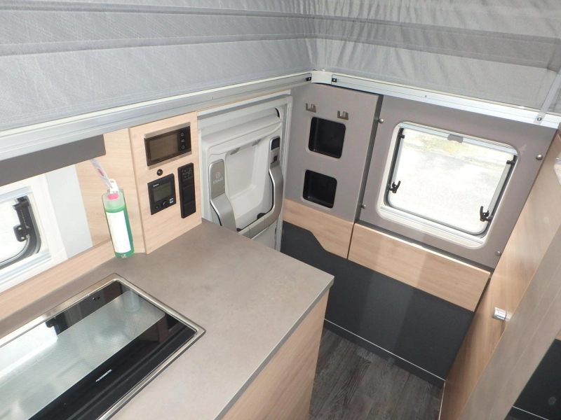Knaus Tourer CUVision 500 LT NU VOOR € 89.950,00  foto: 17