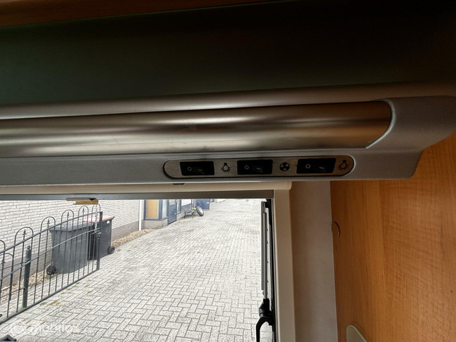 Eriba hymer living MOVER VOORTENT NETTE STAAT foto: 17