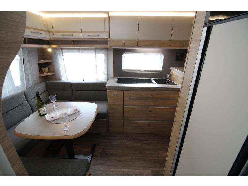 Fendt Bianco Activ 445 SFB Voordeel-pakket € 2.250,-  foto: 5