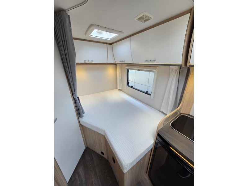 Sunlight T 64 Lengtebed Hefbed  foto: 17