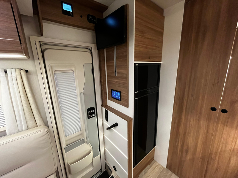 Pilote P 726 P Camper 5 persons photo: 6