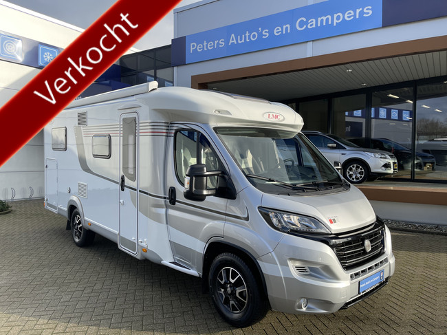 LMC Cruiser Sportline 662 G Edici&oacute;n 60 a&ntilde;os | Cama longitudinal | Aire acondicionado de techo | 1er propietario | 2x Solar | Enganche de remolque | Inversor | C&aacute;mara | TV | Navegador | Climatizador | Suspensi&oacute;n neum&aacute;tica | Head-up display | Patas de apoyo | Asistente de carril