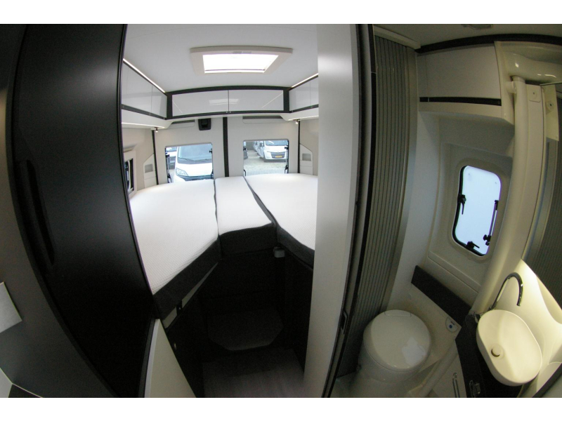 Adria Twin Supreme 640 SLB Enkele bedden, Nieuwstaat  foto: 13