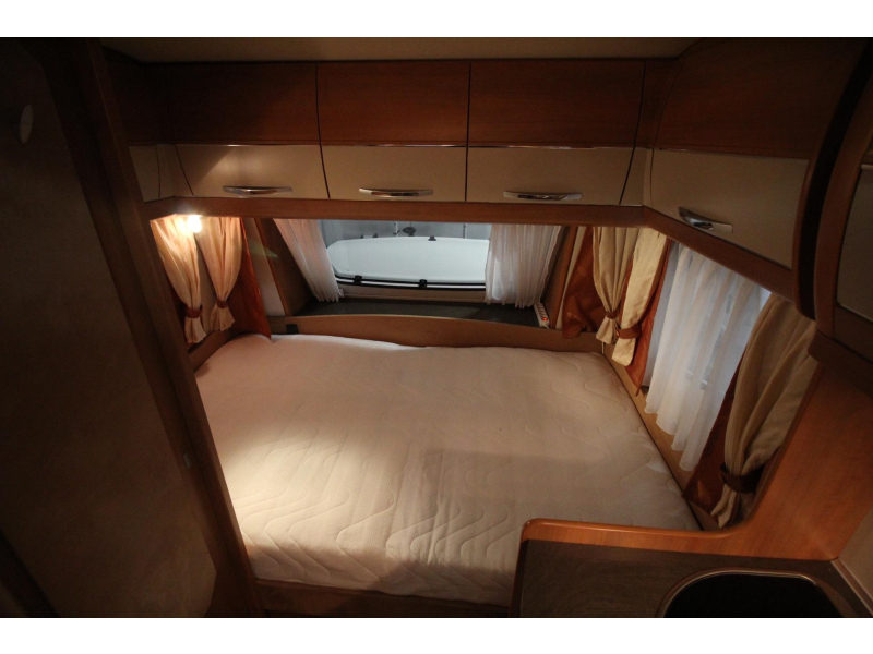 Hobby La Vita Bionda 455 UF Avance + toldo VT. foto: 8