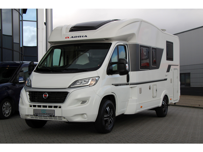 Adria Coral 600 SC Queensbed - Compacto foto: 4
