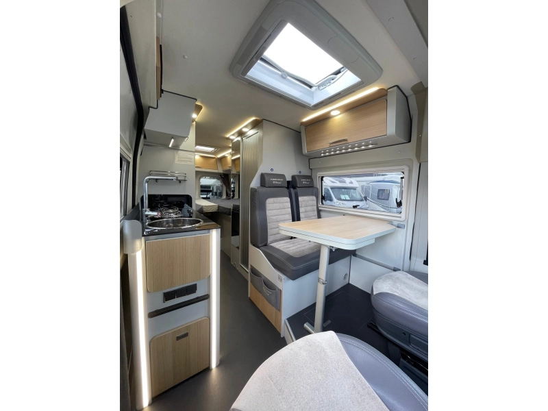 Karmann Dexter 640 Single Beds photo: 9