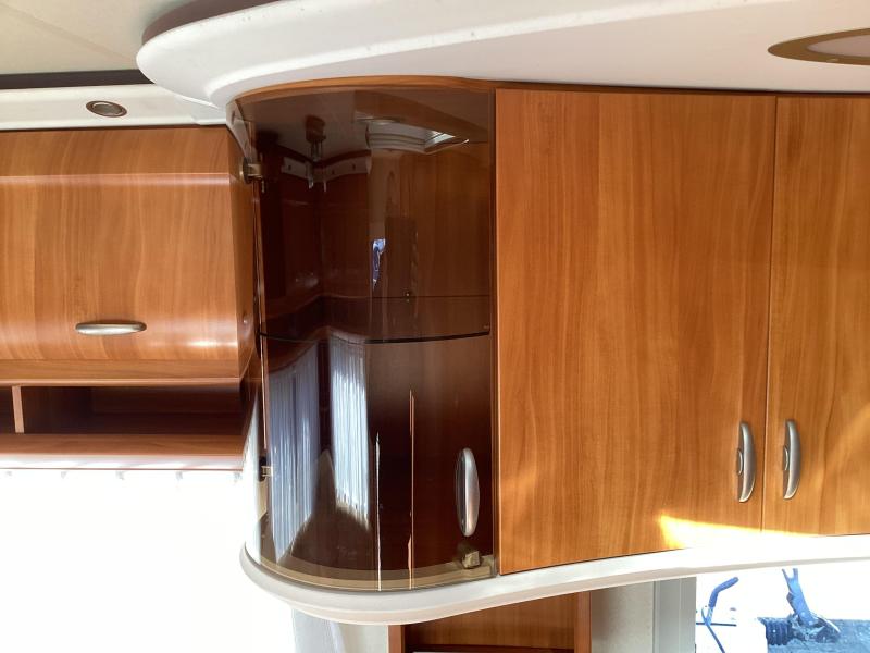 Hobby Excellent 495 UFE mover/ isabella voortent  foto: 13