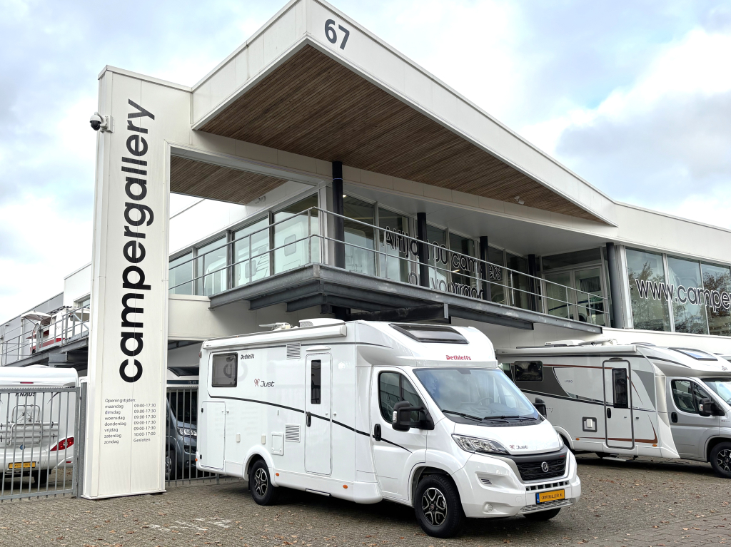 Dethleffs Just 90 7052 DBM 9TR LITS SIMPLES AUTOMATIQUES LIT RABATTABLE