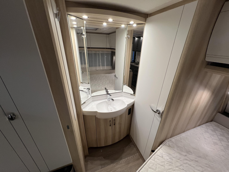 Hobby De Luxe 540 KMFE  foto: 10