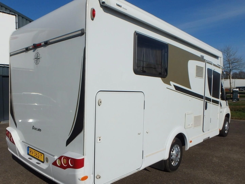 Carado T 447 (HYMER)  foto: 2