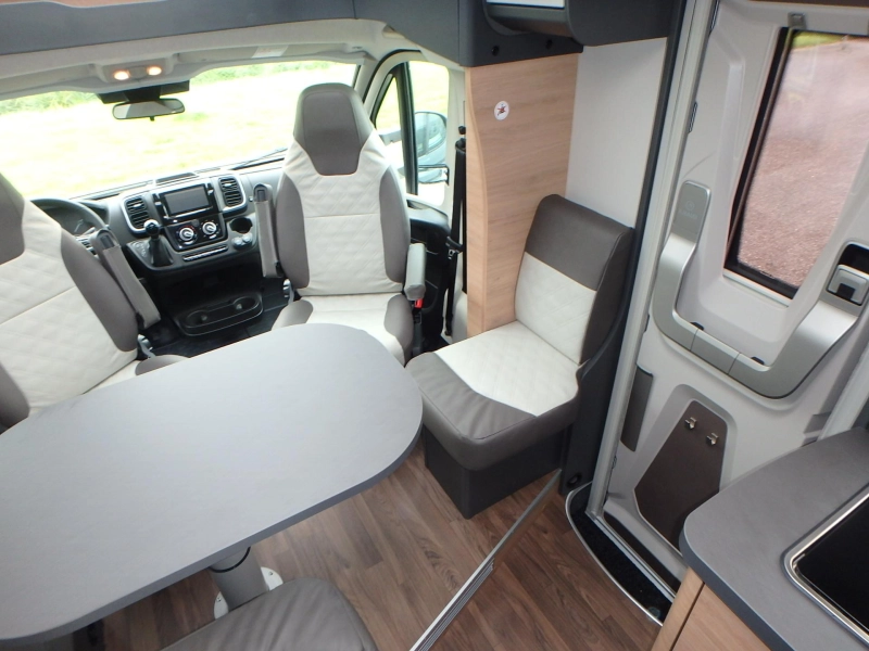 Knaus L!ve Ti 650 MEG Oferta Alquiler de autocaravanas foto: 13
