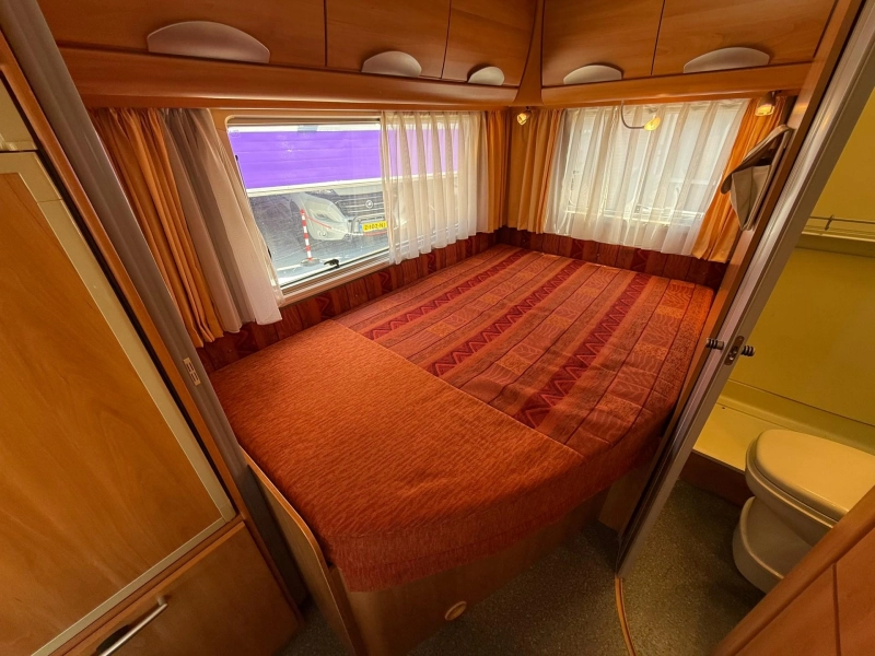Hymer Tramp 655 GT FaceToFace indeling  foto: 6