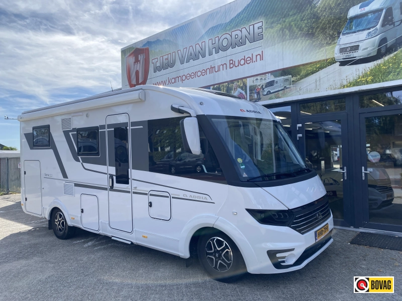 Adria Sonic 600 SL 180CV (ex-alquiler) foto: 0