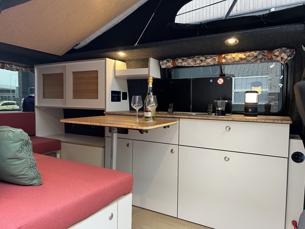 Volkswagen T6 2019 L2h1 NIEUWE INBOUW foto: 1