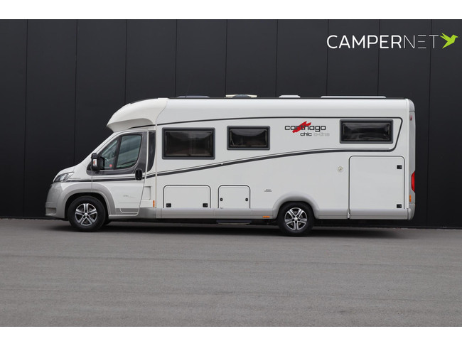 Carthago CHIC C-LINE T 4.9 150cv Multijet | Camas individuales | Inversor | Suspensi&oacute;n neum&aacute;tica | Paneles solares | Toldo | Ducha exterior | Portabicicletas foto: 2