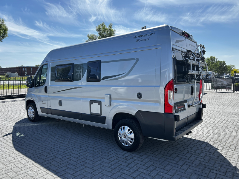 Karmann Davis 590 Transverse bed/2017/Euro6/Airco photo: 3