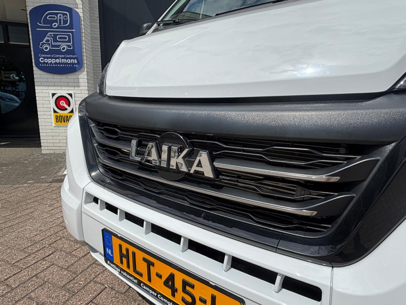 Laika Ecovip 4009 L automaat, E&P enkel bed  foto: 4