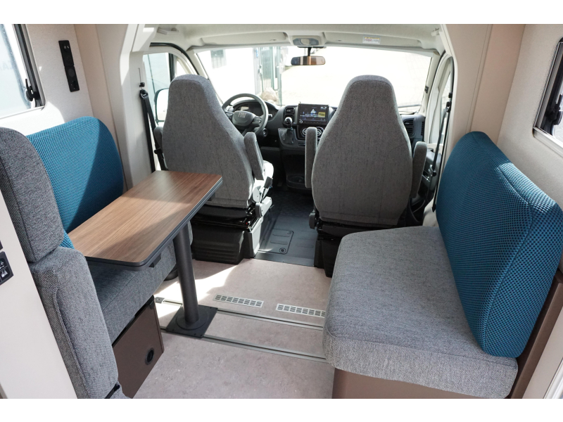 Bürstner Signature SFT 7.0 180 PK - 4500 kg Automaat  foto: 12