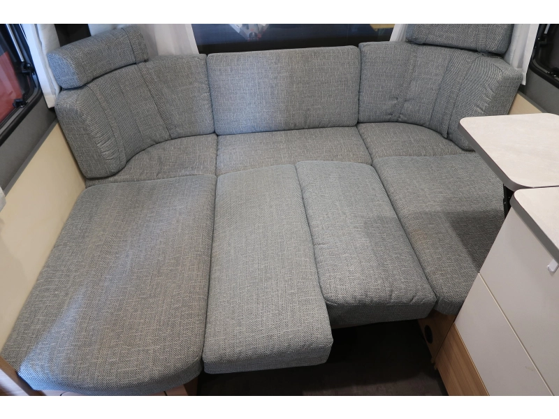 Dethleffs Camper 510 ER MET THULE CASSETTE LUIFEL  foto: 17