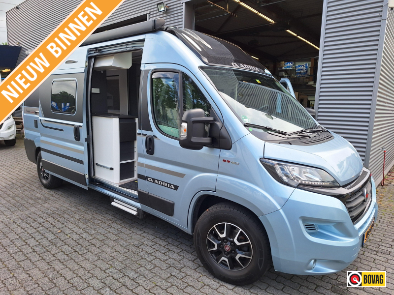 Adria Twin Supreme 600 SPB AUTOMAAT-599CM-160PK 