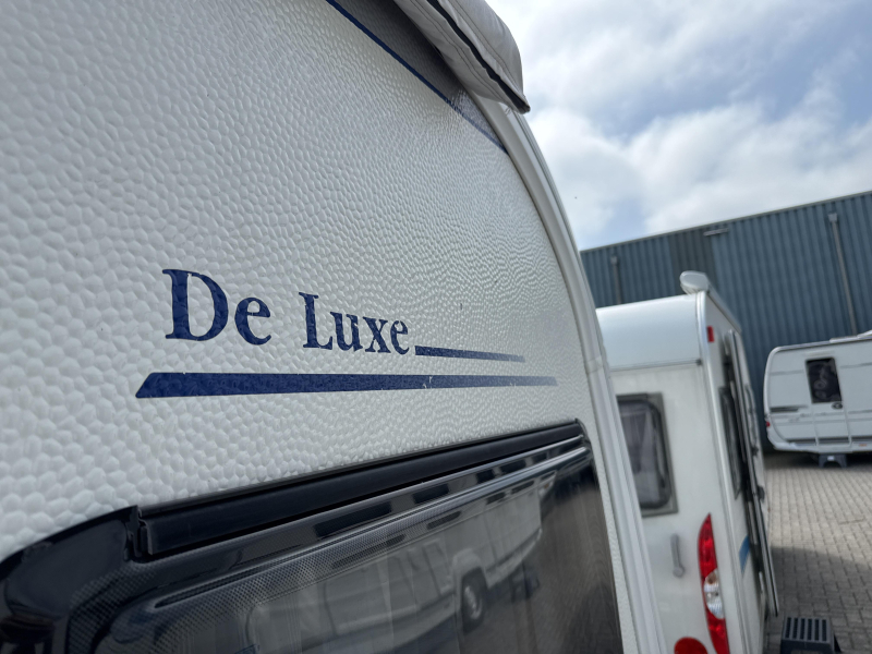 Hobby De Luxe 440 SF Airco/Mover/Awning photo: 11