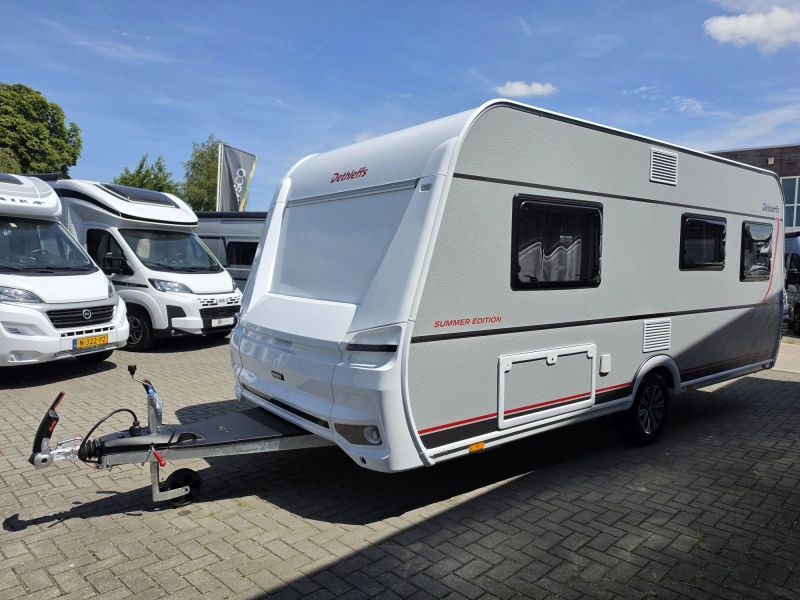 Dethleffs Summer Edition 470 FR Rondzit, Frans bed  foto: 3