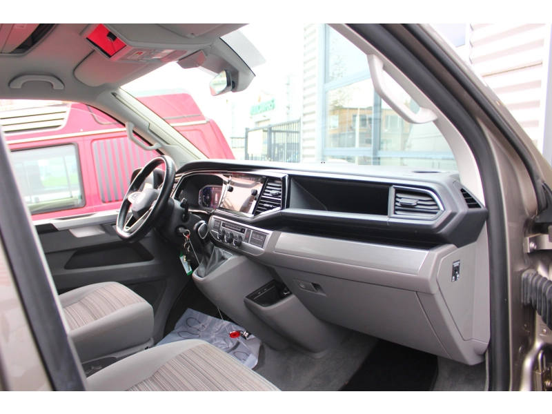 Volkswagen California Coast T6.1  foto: 4