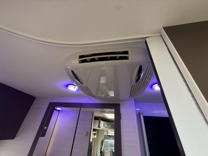Challenger Graphite 270 VIP Hefbed Enkele Bedden 2018  foto: 13