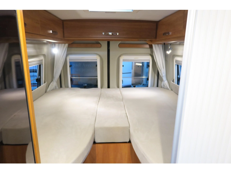 P&ouml;ssl Globecar 640 CAMP CAMA INDIVIDUAL+ENGANCHE+BLACK ED foto: 7