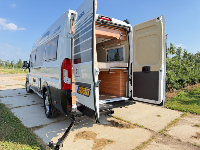 Pössl SUMMIT 640 Lithium/Solar/VanSwing/Bearlock/All-Season/Gasalarm/Duocontr./Luifel foto: 10