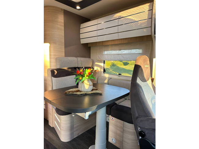 Challenger Half Intergraal 287 GA Ford Transit with Single Beds 5 SEAT BELTS photo: 5