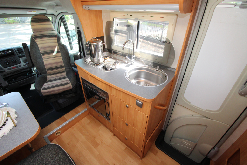 Adria Coral S 640 SP foto: 7