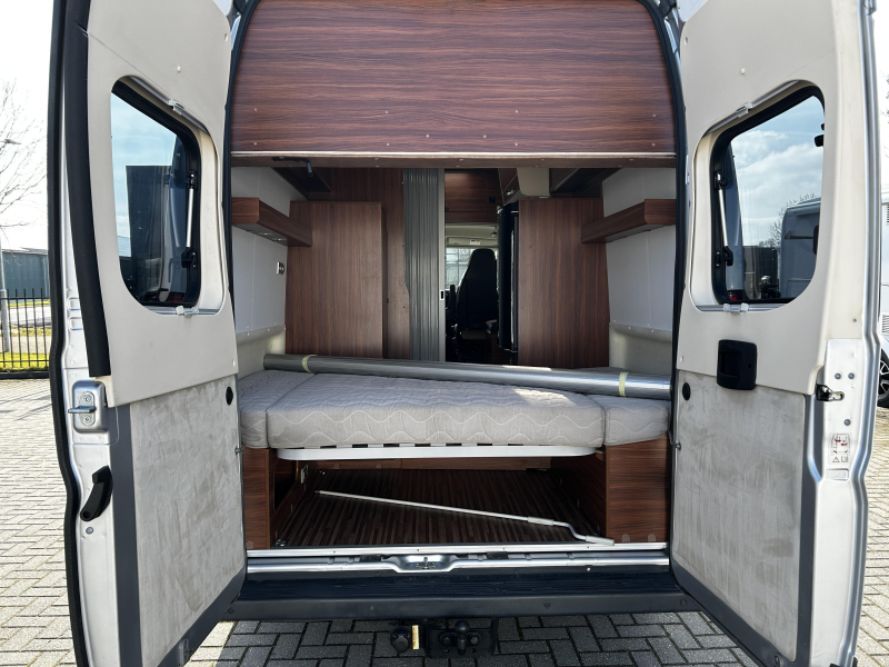Adria Twin 640 SHX Dwarsbed/unieke indeling  foto: 6