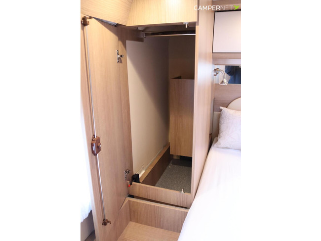 Carthago C-Tourer I 150 QB 170pk Automaat | Zo goed als nieuw | Queensbed | Gescheiden douche | Dubbele bodem | Hefbed | Luxe | LED kopla foto: 21