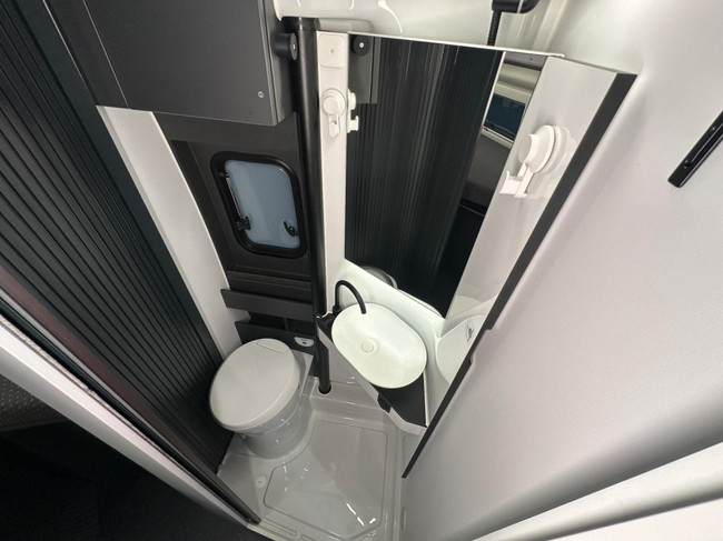 Adria Twin Supreme 640 SLB foto: 8